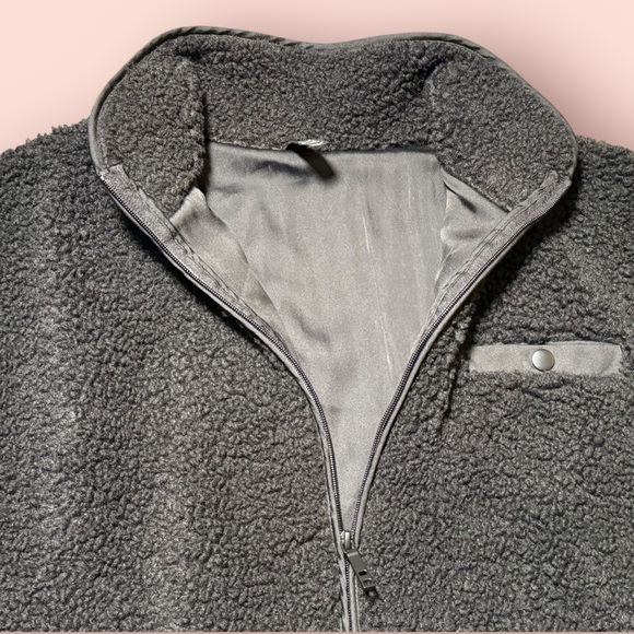 Cotton-On Body Women's Black Sherpa Fleece Zip-Up Jacket Size M Casual - Picture 4 of 9